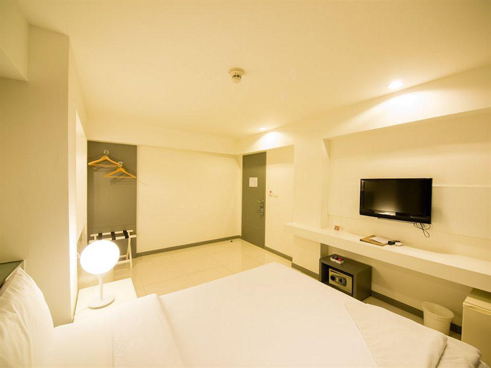 בנגקוק Myhotel Cmyk@Ratchada מראה חיצוני תמונה