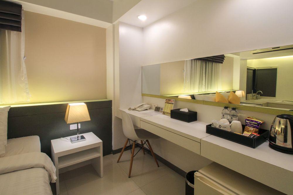 בנגקוק Myhotel Cmyk@Ratchada מראה חיצוני תמונה