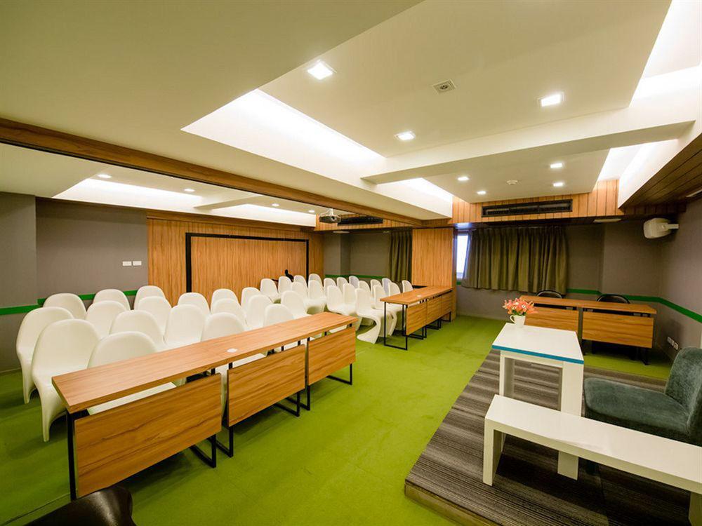 בנגקוק Myhotel Cmyk@Ratchada מראה חיצוני תמונה